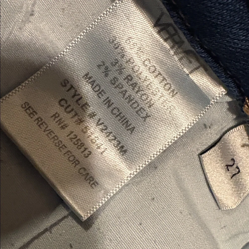 Vervet Classic Blue Women's Straight Leg Jeans in Size 4 - Picture 7 of 7